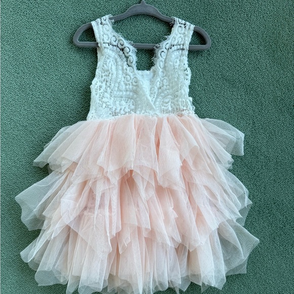 2Bunnies Girl Peony Lace Back A-Line Tiered Tutu Tulle Party Flower Girl Dress - Picture 2 of 4